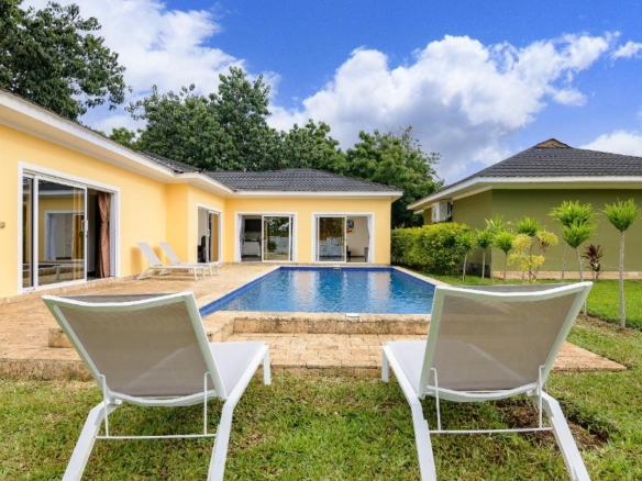 Elegant 3-Bedroom Modern Bungalows for Sale at Fahari Residence, Malindi